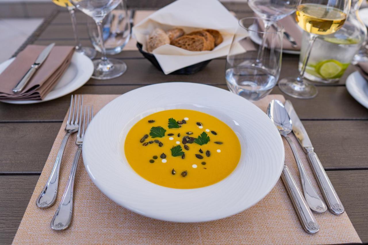 Boutique Odyseja & Spa Ciechocinek Kültér fotó A carrot soup