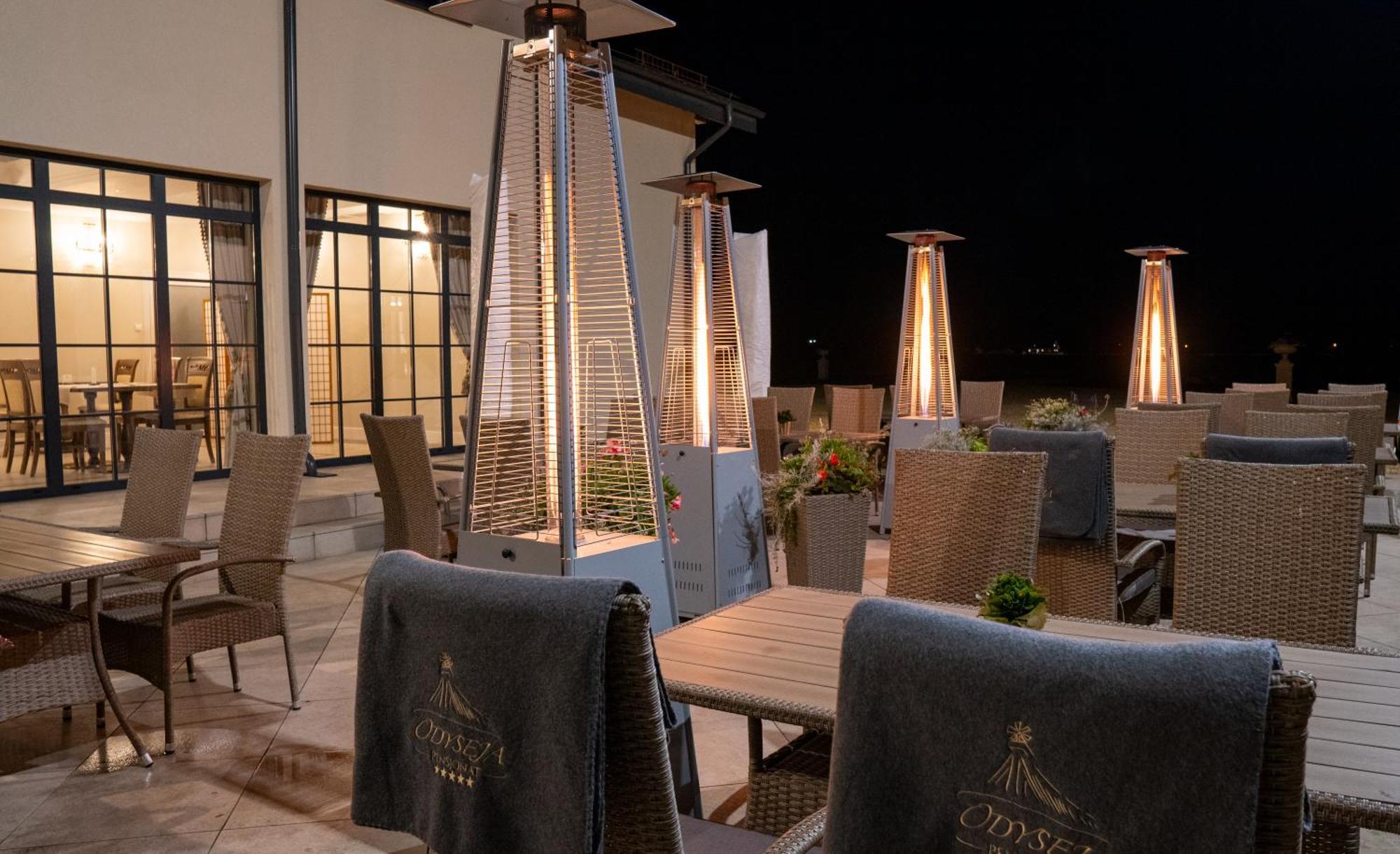 Boutique Odyseja & Spa Ciechocinek Kültér fotó Gas patio heater