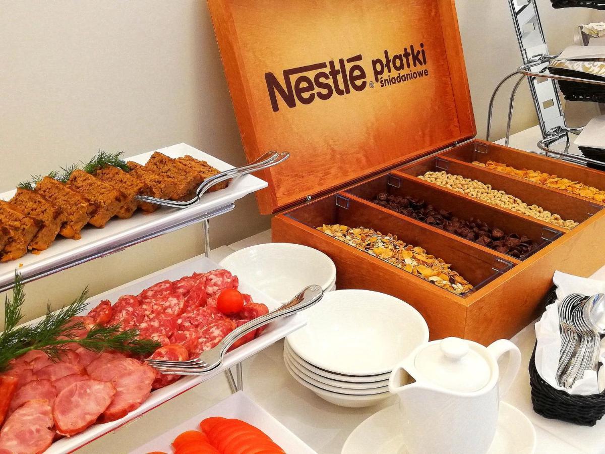 Boutique Odyseja & Spa Ciechocinek Kültér fotó Nestlé breakfast